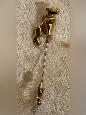 Vintage Mack truck bulldog Stick Pin - Elegant collectible Jewelry